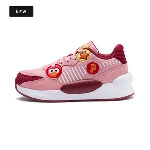 Puma sneakers